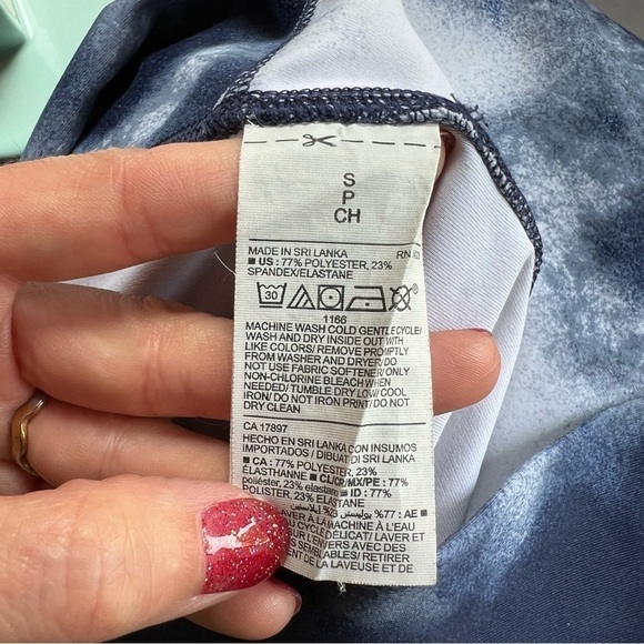 Old Navy: Navy Blue White Marble Tie Dye Go-Dry Active Leggings Size Small - Picture 8 of 10